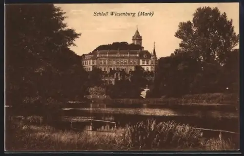 AK Wiesenburg /Mark, Blick auf Schloss Wiesenburg
