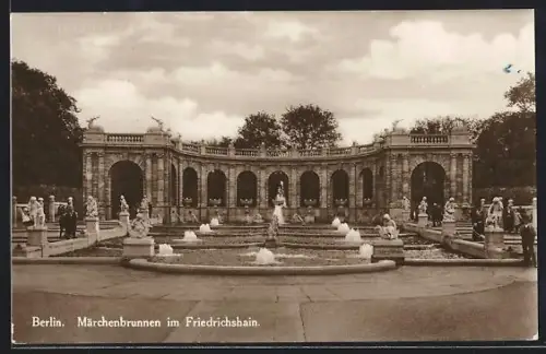 AK Berlin, Märchenbrunnen im Friedrichshain