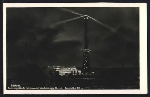 AK Berlin-Charlottenburg, Messegelände mit neuem Funkturm am Abend