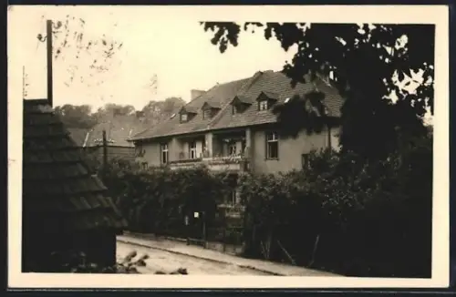 Foto-AK Falkenberg /Mark, Strassenpartie mit Wohnhaus