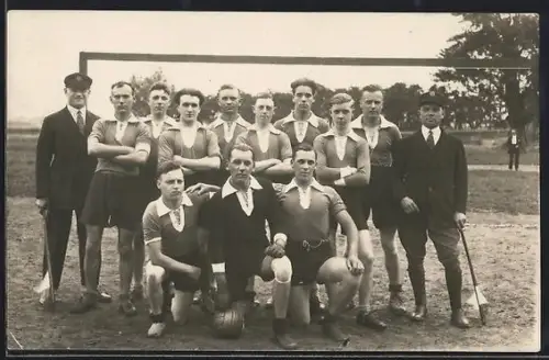 Foto-AK Frankfurt-Ginnheim, I. Handball-Mannschaft der Turngesellschaft, 1926