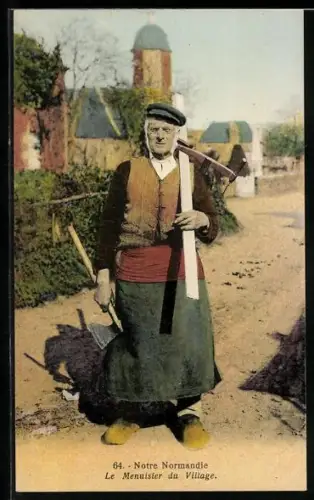 AK Tischler mit seinen Werkzeugen