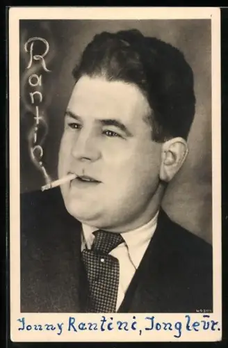AK Jonny Rantini im Porträt mit Zigarette