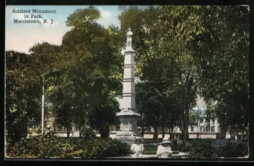 AK Morristown, NJ, Soldiers Monument in Park