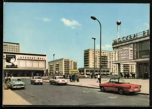 AK Berlin, Karl-Marx-Allee mit Restaurant Moskau