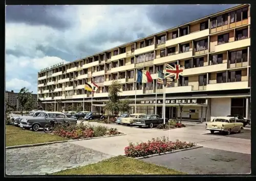 AK Berlin-Charlottenburg, Hotel Berlin, Aussenansicht, Kurfürstenstrasse 62 /69