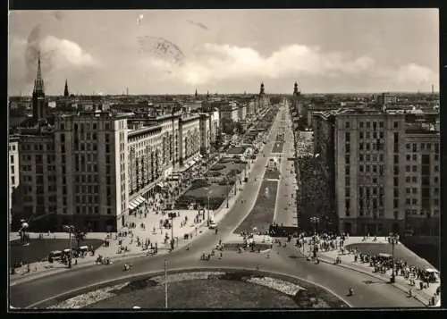 AK Berlin, Blick in die Stalinallee