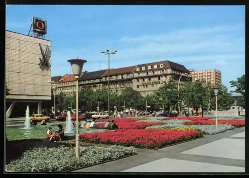 AK Berlin, moderne Architektur, Friedrichstrasse, Anlagen Unter den Linden