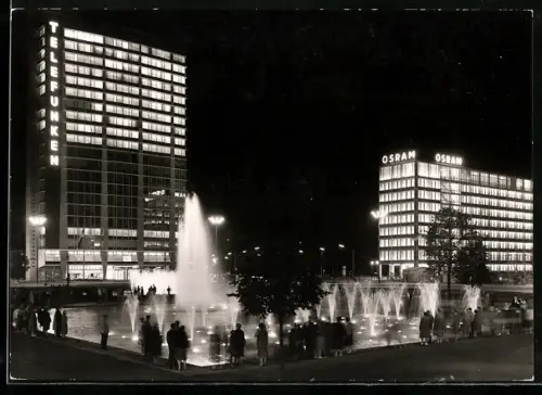 AK Berlin, Blick auf den Ernst-Reuter-Platz mit Osramgebäude, Telefunken und Brunnen