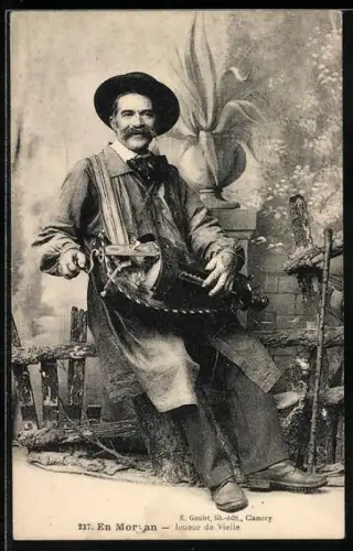 AK Burgund / Bourgogne, En Nivernais, Joueur de Vielle, Drehleier