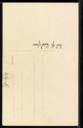 Foto-AK Baby im Kinderwagen auf einer Wiese