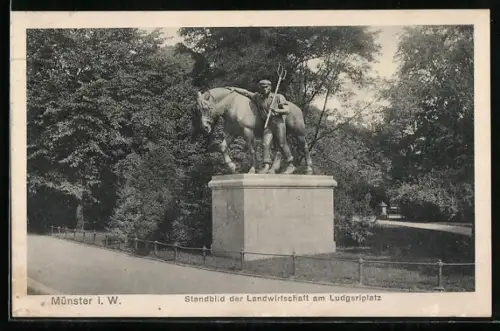 AK Münster i. W., Standbild der Landwirtschaft am Ludgeriplatz