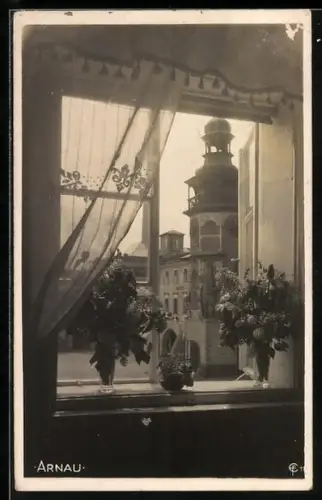 AK Arnau, Strassenpartie durch Fenster gesehen