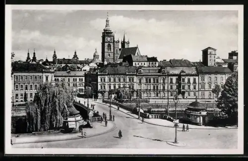 AK Hradec Králové, Kirche mit Brücke