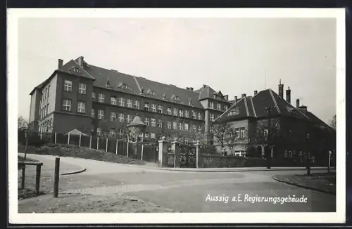 AK Aussig a. E., Regierungsgebäude
