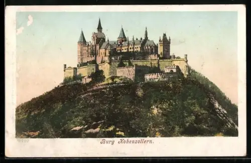 AK Burg Hohenzollern im Herbst, Gesamtansicht