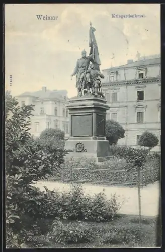 AK Weimar / Thüringen, Kriegerdenkmal mit umliegendem Garten