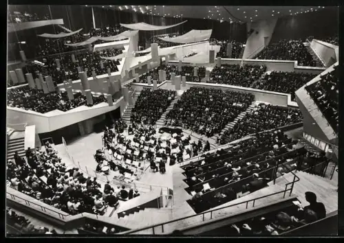 AK Berlin, Konzertsaal der Philharmonie während eines Konzerts