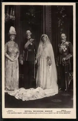 AK Royal Wedding Group, Queen Mary, Lord Lascelles, Princess Mary und King George
