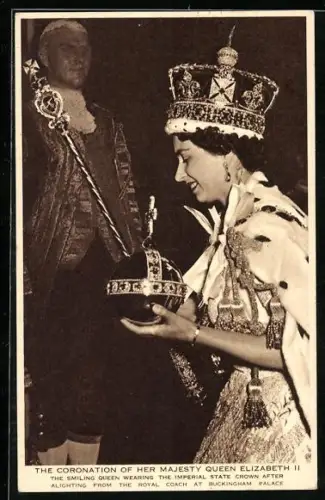 AK Queen Elizabeth II. von England bei ihrer Krönung