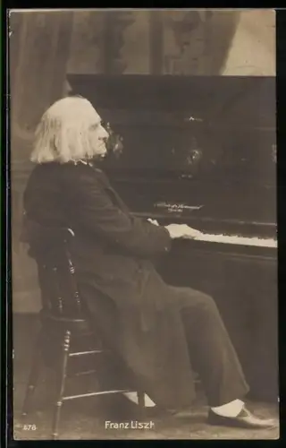 AK Franz Liszt spielt Klavier