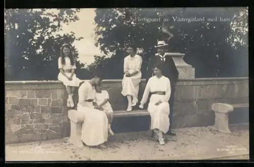 AK Hertigparet av Västergötland med barn, das schwedische Herzogspaar mit ihren Kindern