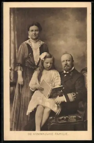 AK Königliche Familie von den Niederlanden