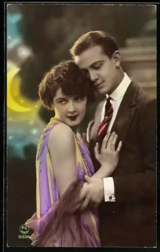 Foto-AK P. C. Paris: Liebespaar bei Monschein