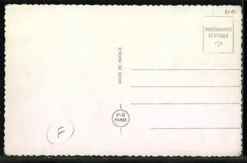 Foto-AK P. C. Paris: St. Eloi, Mann an einer Maschine