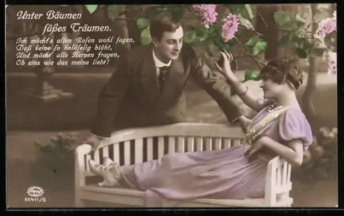 Foto-AK Amag Nr. 61411/6: Junger Mann mit junger Frau unter einem Baum