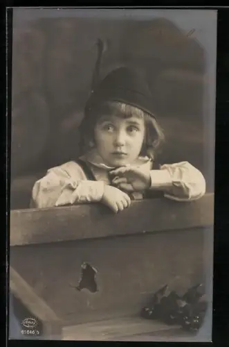 Foto-AK Amag Nr. 61646/5: Kleiner Junge mit Hut, Seppl