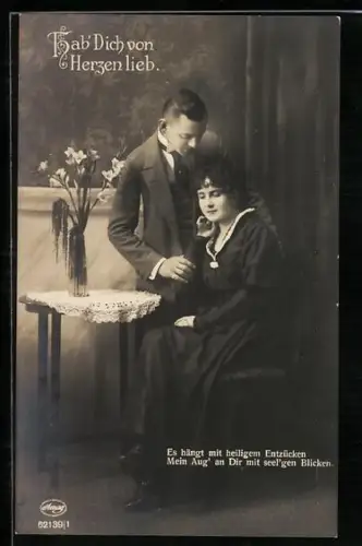 Foto-AK Amag Nr. 62139/1: Paar in trauter Zweisamkeit