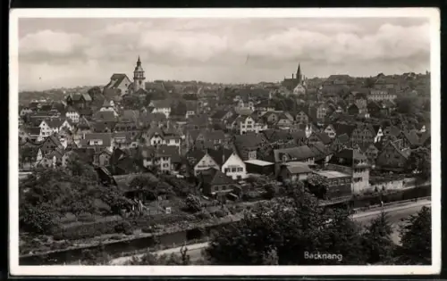 AK Backnang, Vogelschau über die Dächer der Stadt mit Kirchen