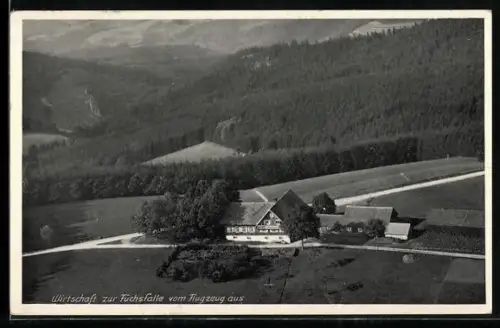 AK Triberg /Pforzheim, Fliegeraufnahme der Wirtschaft zur Fuchsfalle