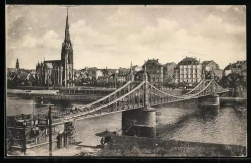 AK Frankfurt a. M.-Sachsenhausen, Eiserner Steg mit Mainpartie