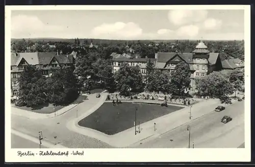 AK Berlin-Zehlendorf-West, Erhöhter Blick auf Strasse und Gebäude