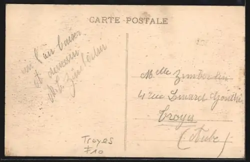 AK Troyes, Fêtes de la Bonneterie 1925, La Reine du Marché et ses Demoiselles d`honneur