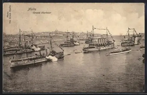 AK Malta, Grand Harbour, Hafenpartie, Dampfer