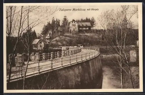 AK Marklissa, Strassenpartie auf Talsperre mit Hospiz