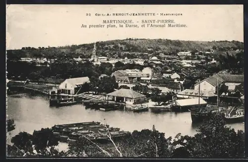AK Saint-Pierre, Au premier plan, la Darse, et l`Arsenal Maritime