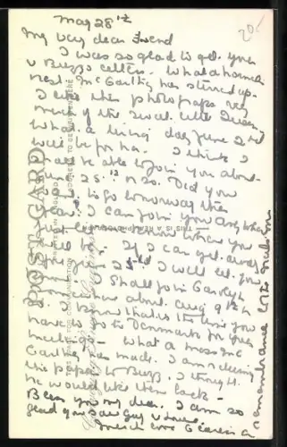 Foto-AK Königin Elisabeth II von England in Uniform auf einem Pferd