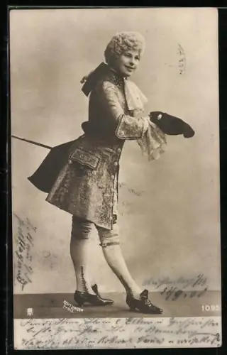 Foto-AK Atelier Reutlinger, Paris: Galan im Rokoko-Kostüm