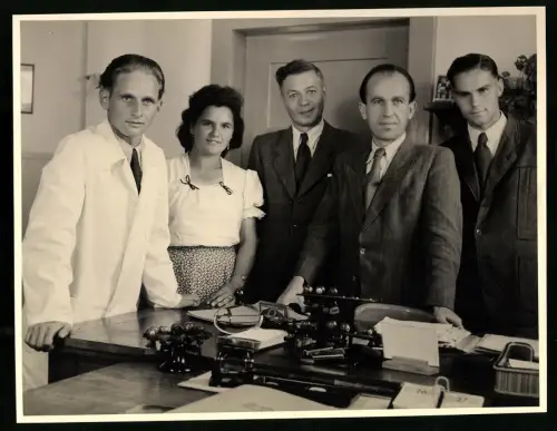 45 Fotografien Erich Bauer, Karlsruhe, Ansicht Backnang, Spinnerei J. F. Adolff AG, Ausbau des Werkes, Werkansicht