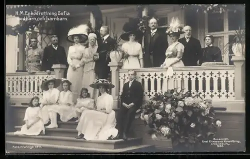AK Enkedrottning Sofia med barn och barnbarn, Königshaus von Schweden