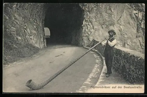 AK Alphornbläser auf der Beatusstrasse