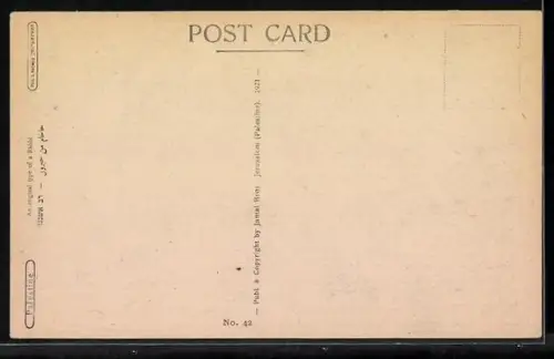 AK alter jüdischer Mann mit Pelzhut und Kneifer liest in einem Buch