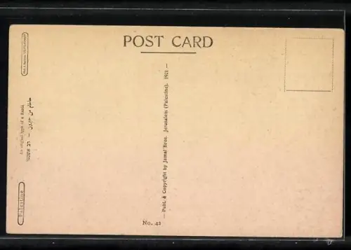 AK alter jüdischer Mann mit Pelzhut und Kneifer liest in einem Buch