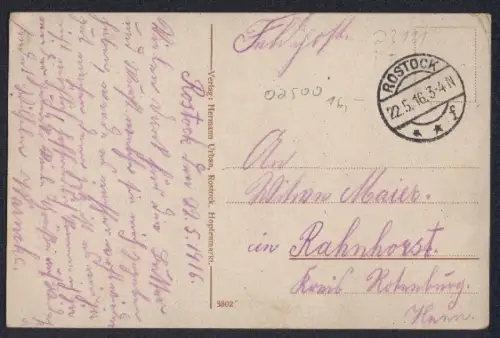 AK Rostock, Neuer Markt mit Rathaus und Kutschen