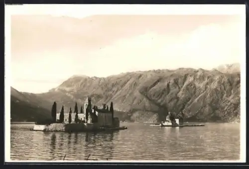 AK Perast, Otoci Kod Perasta