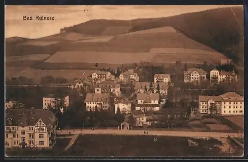 AK Bad Reinerz, Vogelschau auf den Ort